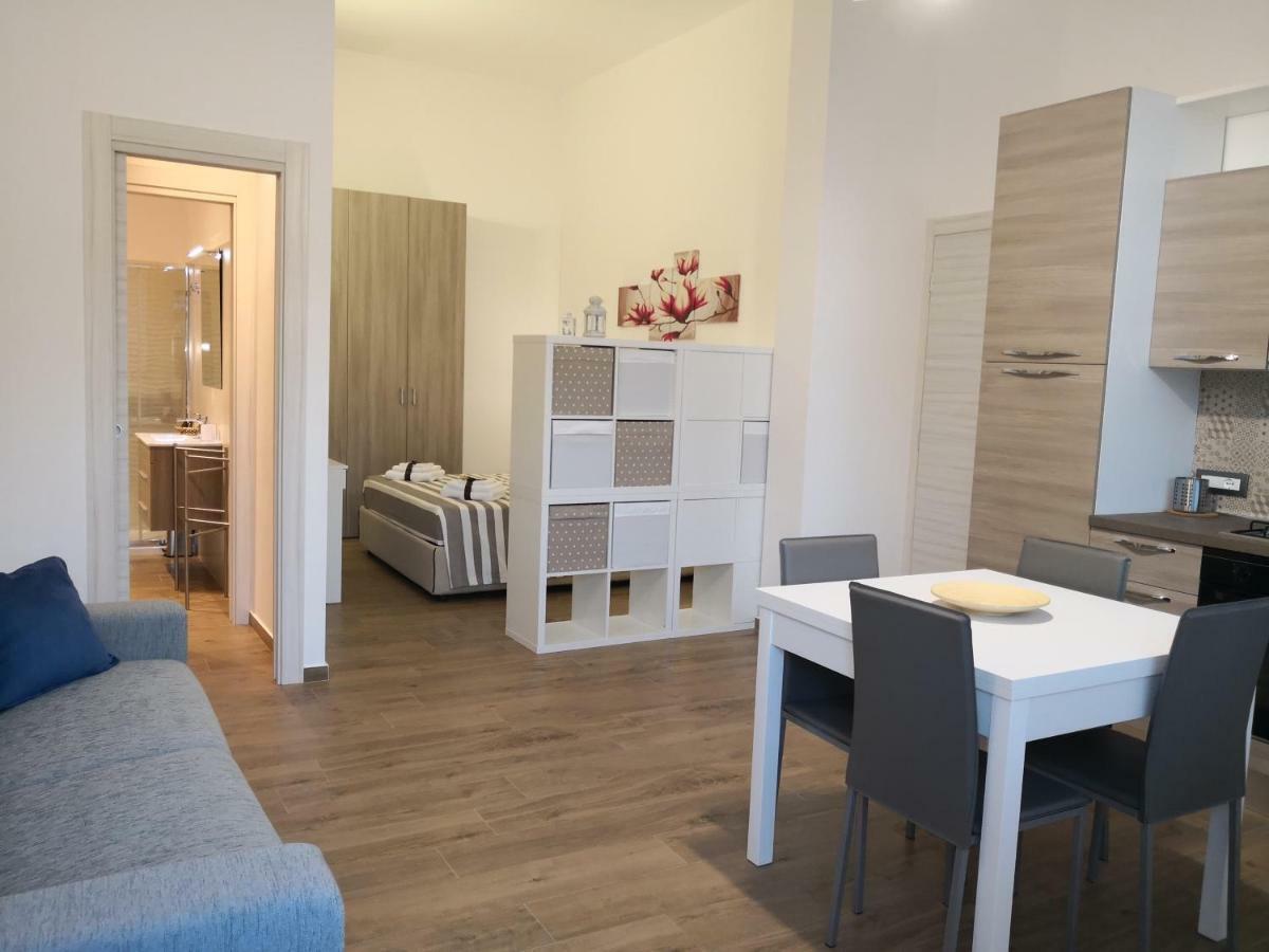 Hotel Tiny House Naxos Giardini Naxos Exteriér fotografie